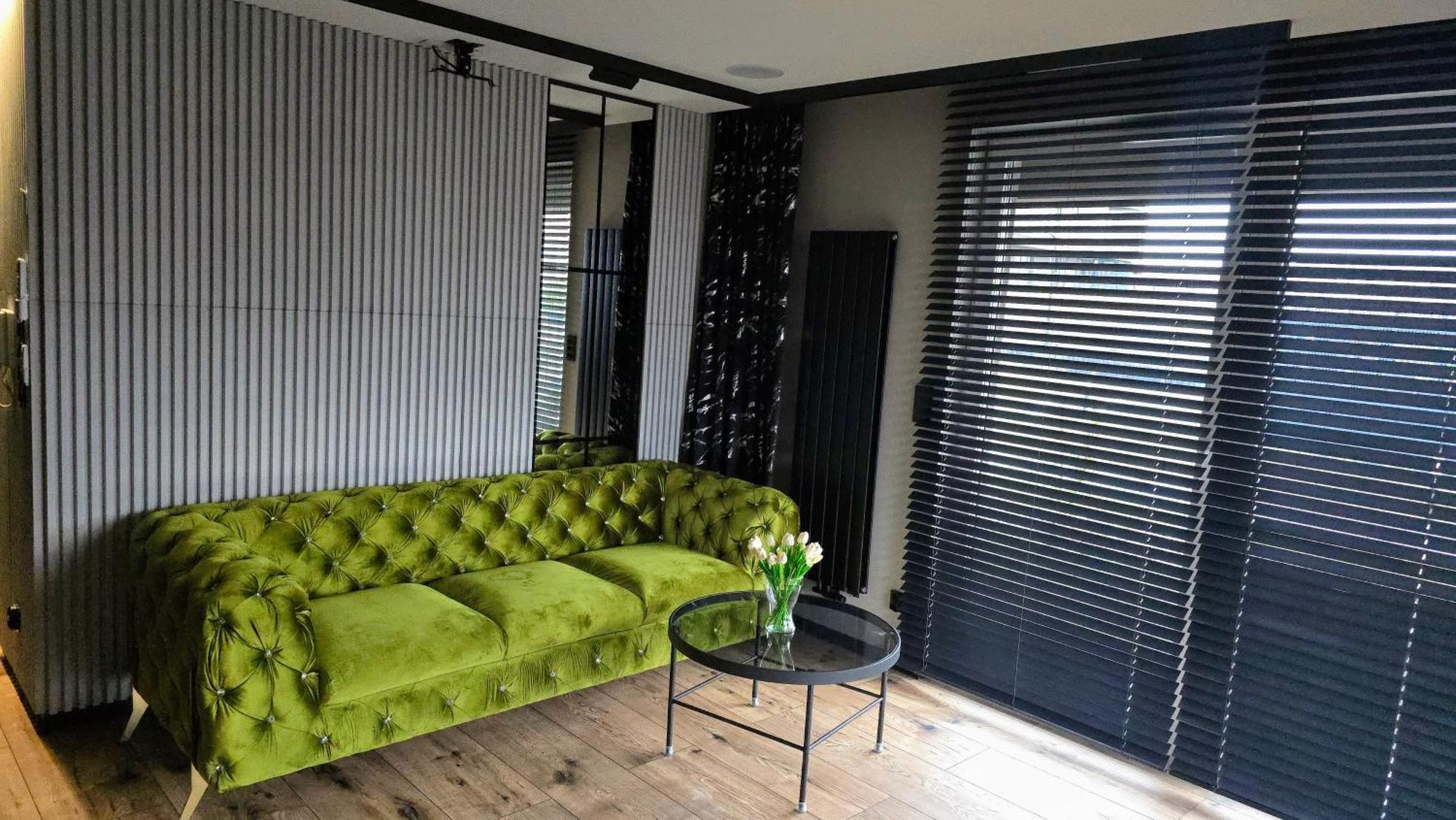 Dark Prestige New ! - Dostep 24h, Projektor , Garaz Podziemny , Klimatyzacja , Duzy Taras Apartment Kielce